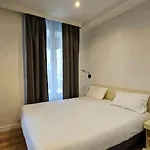Panam-pere Lachaise-place Gambetta-hopital Tenon-republique Hotel