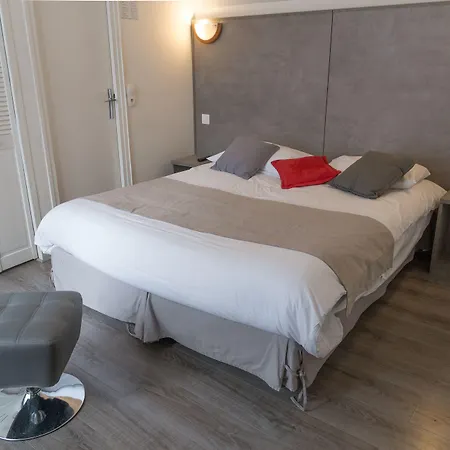 Panam-pere Lachaise-place Gambetta-hopital Tenon-republique Hotel