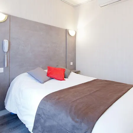 Panam-pere Lachaise-place Gambetta-hopital Tenon-republique 3*