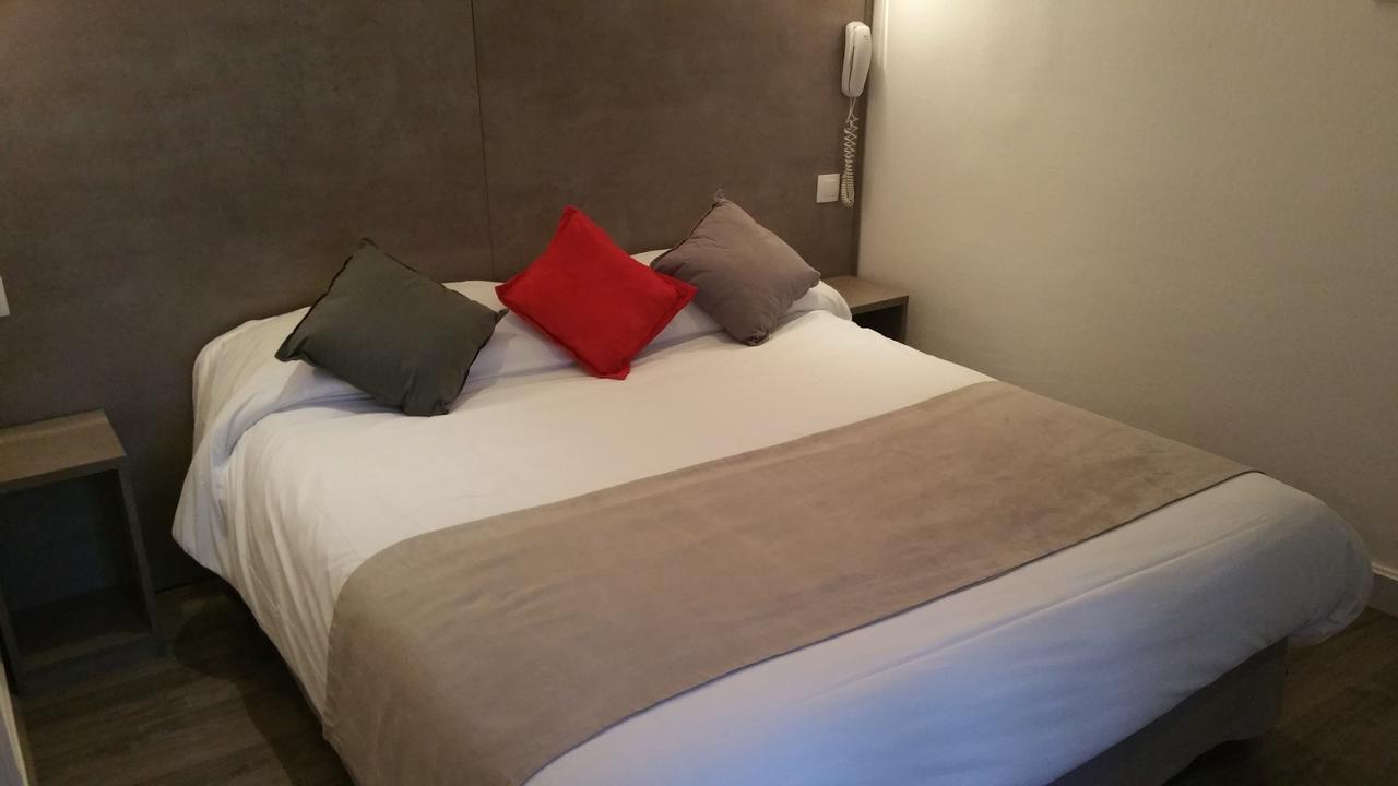 Panam - Place Gambetta-mairie De Gambetta Hotel Parigi