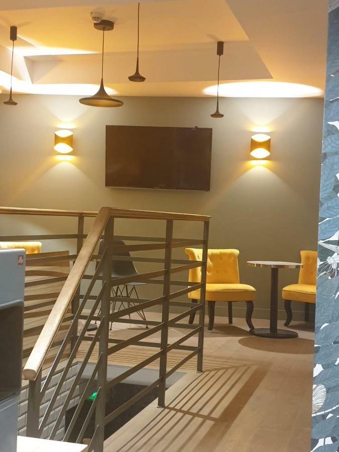 Panam-pere Lachaise-place Gambetta-hopital Tenon-republique Hotel