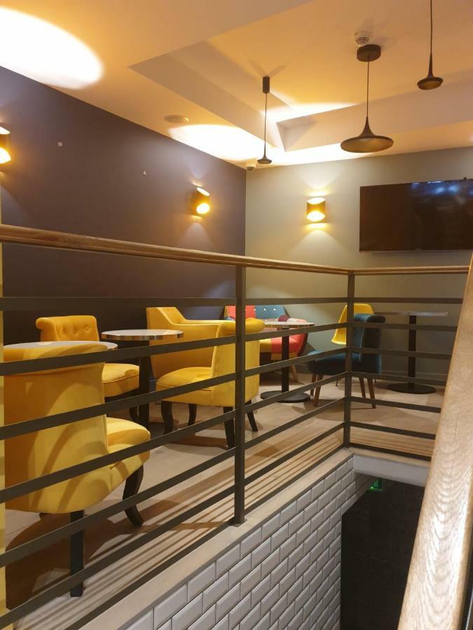 Hotel Panam-pere Lachaise-place Gambetta-hopital Tenon-republique Paris